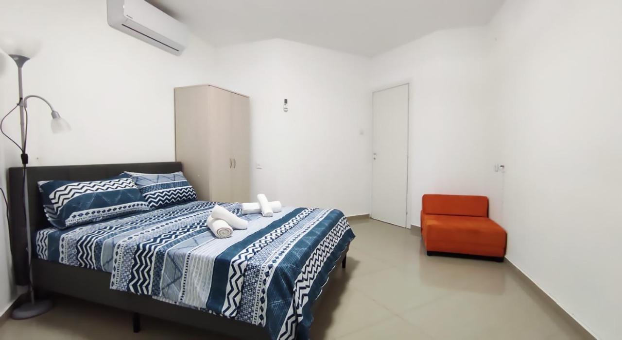 Guest House "Villa Klara Eilat" Heated Pool And Sauna All Year Round Ngoại thất bức ảnh
