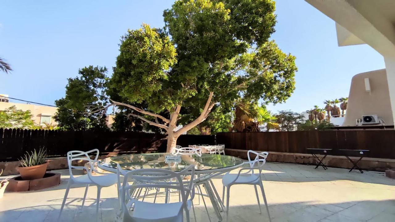 Guest House "Villa Klara Eilat" Heated Pool And Sauna All Year Round Ngoại thất bức ảnh