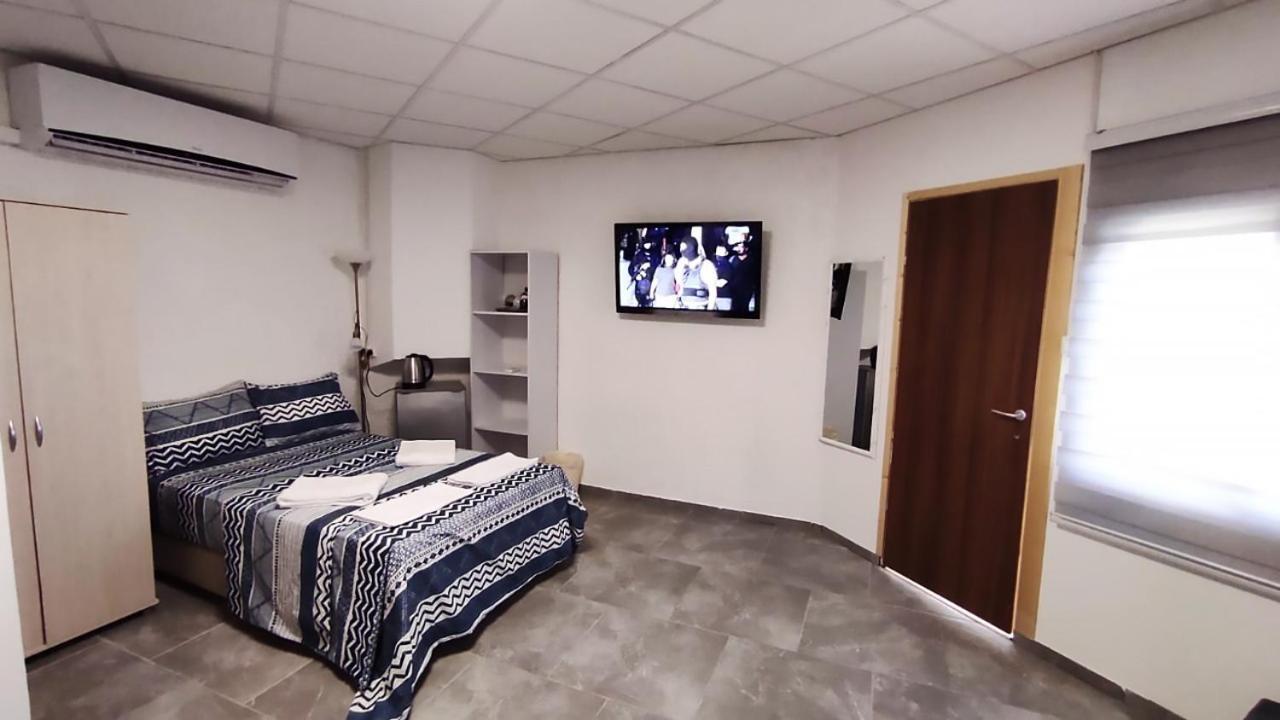 Guest House "Villa Klara Eilat" Heated Pool And Sauna All Year Round Ngoại thất bức ảnh
